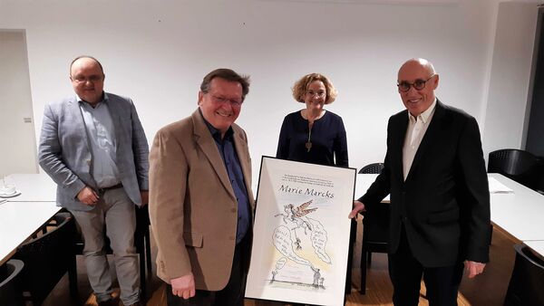 Bild:(v.l.) Alexander Schraml, Gerhard Hartmann, Stephanie Böhm und Eberhard Grötsch.